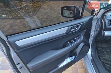 Седан Subaru Legacy 2016 в 