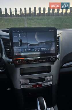 Седан Subaru Legacy 2012 в 