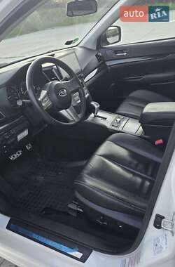 Седан Subaru Legacy 2012 в 