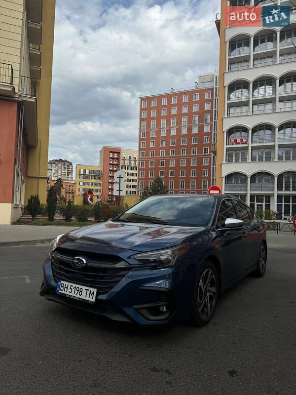 Седан Subaru Legacy 2021 в 