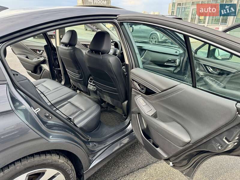 Седан Subaru Legacy 2023 в Киеве