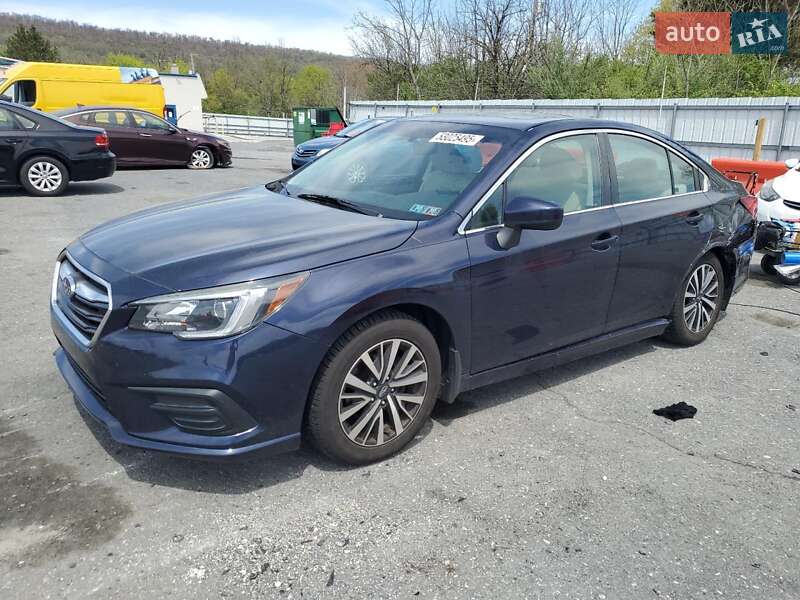 Седан Subaru Legacy 2018 в 