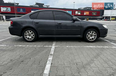 Седан Subaru Legacy 2006 в 