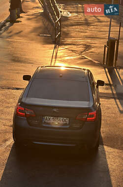 Седан Subaru Legacy 2015 в 