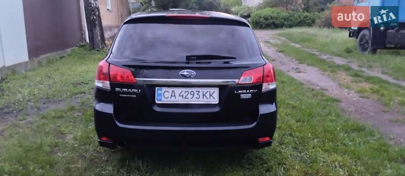 Универсал Subaru Legacy 2011 в Чигирине