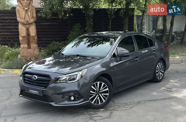 Седан Subaru Legacy 2018 в 
