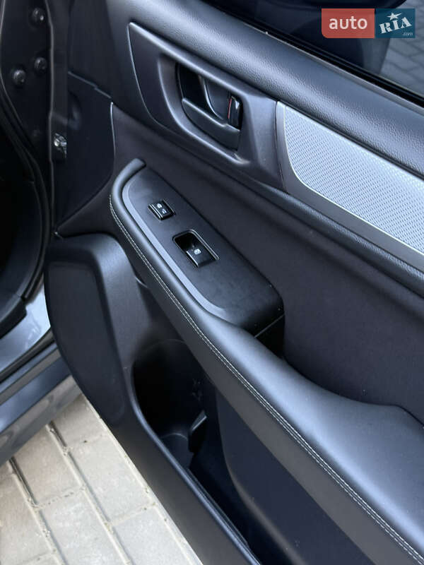 Седан Subaru Legacy 2019 в Тарасовке