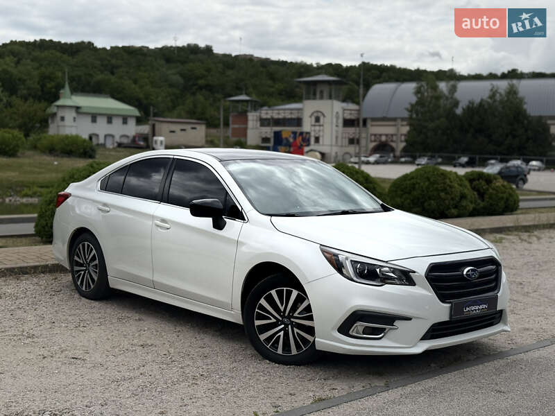 Седан Subaru Legacy 2018 в Дніпрі