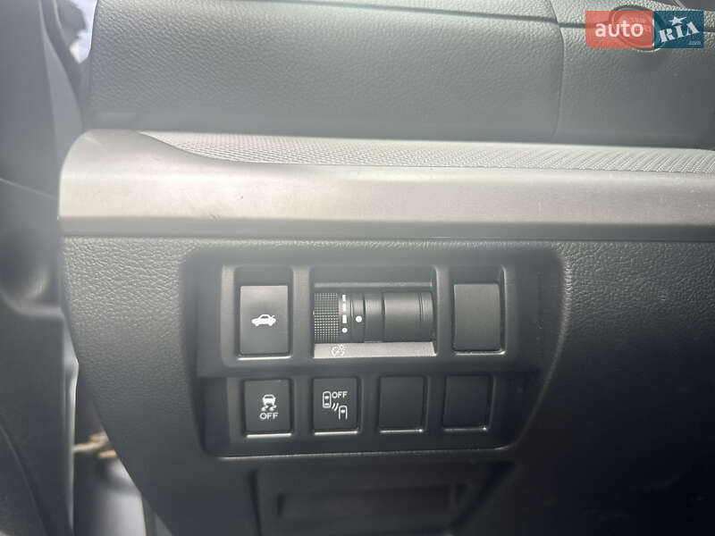 Седан Subaru Legacy 2014 в Києві