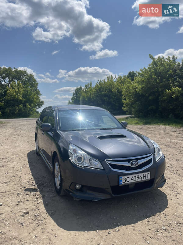 Универсал Subaru Legacy 2011 в Ровно