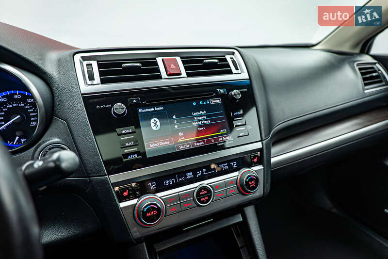 Седан Subaru Legacy 2015 в Києві