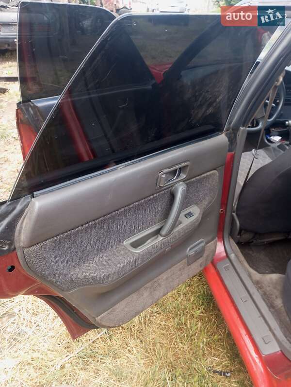 Універсал Subaru Legacy 1990 в Одесі