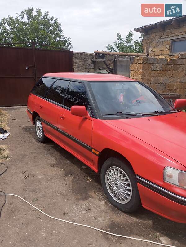 Універсал Subaru Legacy 1990 в Одесі
