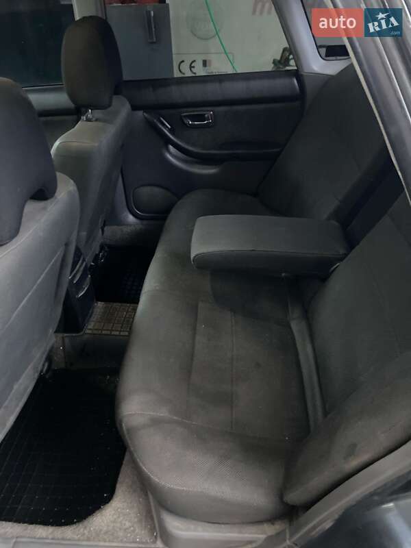 Седан Subaru Legacy 2002 в Виннице