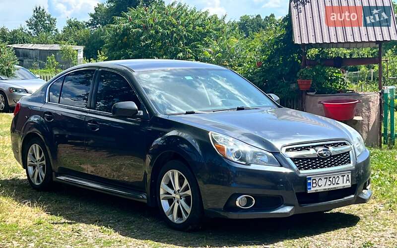Subaru Legacy 2014