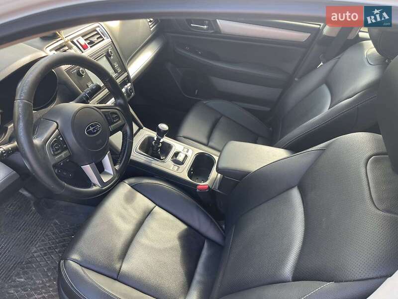 Седан Subaru Legacy 2014 в Львове