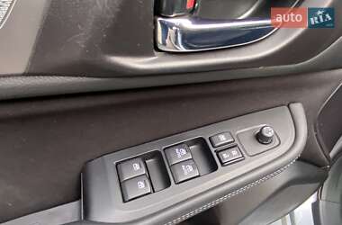 Седан Subaru Legacy 2016 в 