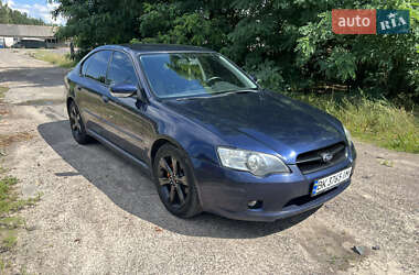 Седан Subaru Legacy 2005 в 