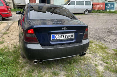 Седан Subaru Legacy 2005 в 