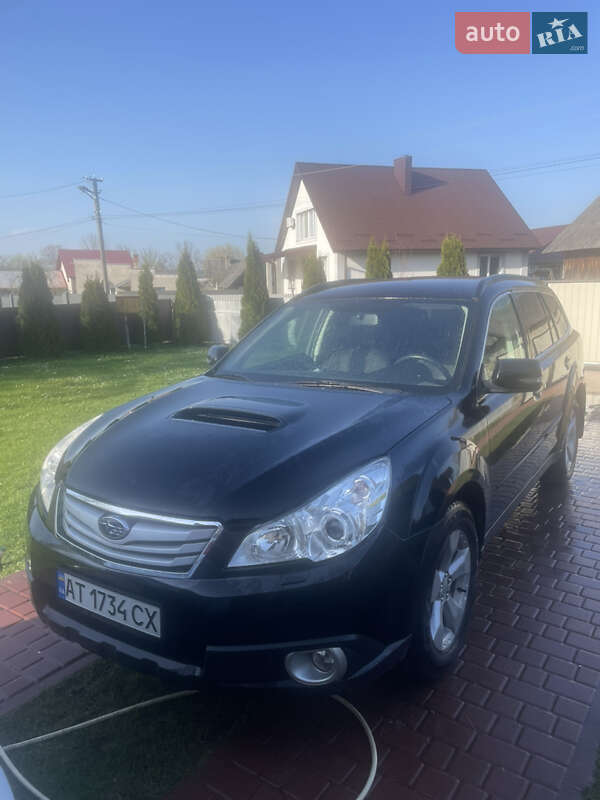 Subaru Legacy 2011