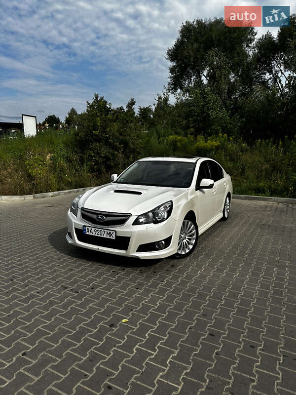 Subaru Legacy 2012