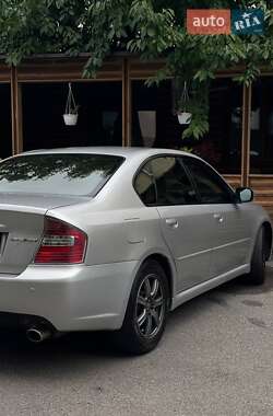 Седан Subaru Legacy 2006 в Харькове