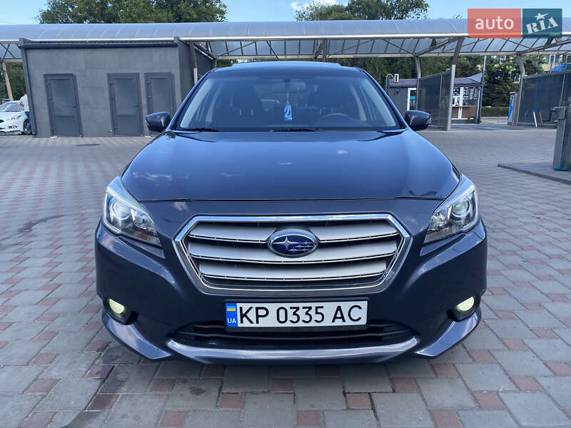 Subaru Legacy 2015