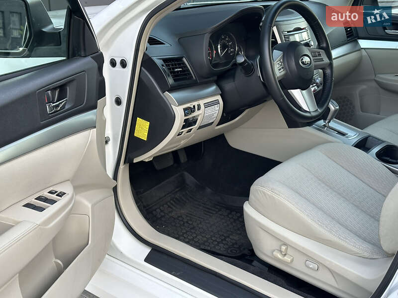 Седан Subaru Legacy 2010 в Киеве фото 24 Седан Subaru Legacy 2010 в Киеве