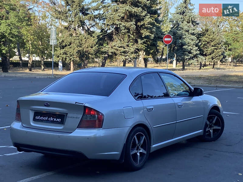 Седан Subaru Legacy 2004 в Николаеве