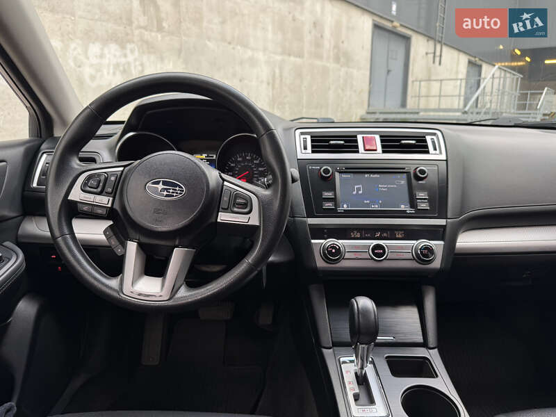 Седан Subaru Legacy 2014 в Киеве