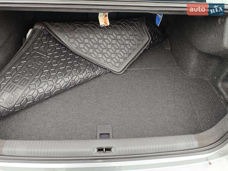 Седан Subaru Legacy 2006 в Харькове