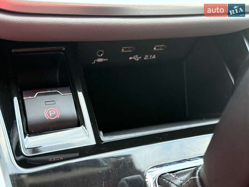 Седан Subaru Legacy 2020 в Хотине