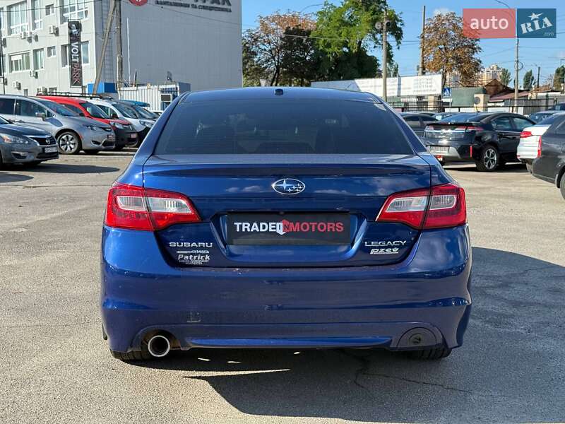Седан Subaru Legacy 2015 в Киеве