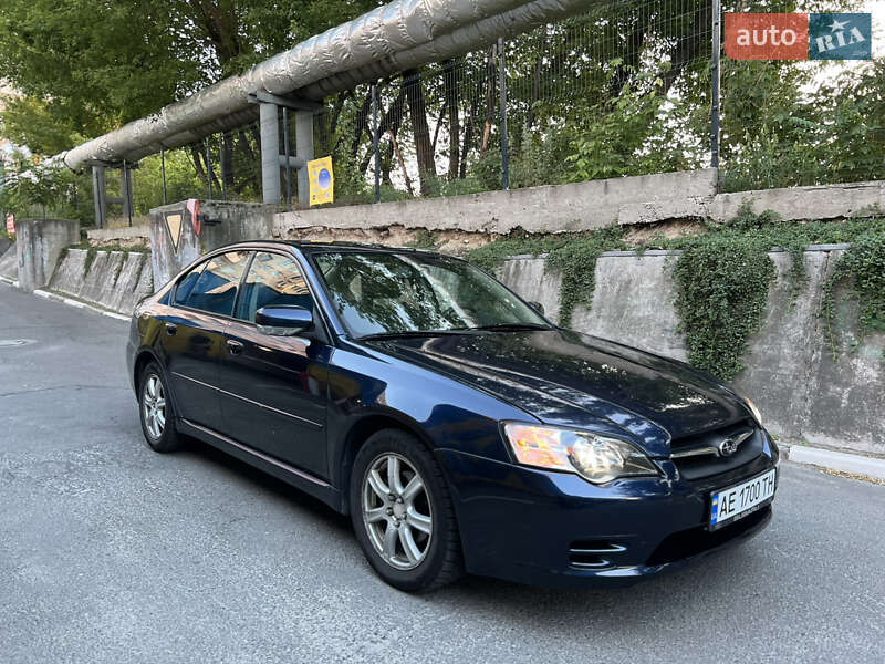 Subaru Legacy 2004