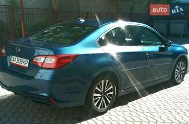 Седан Subaru Legacy 2018 в 