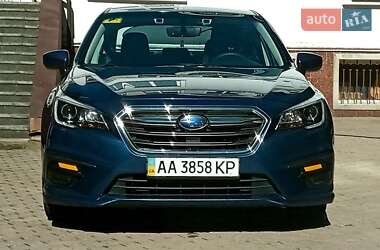 Седан Subaru Legacy 2018 в 