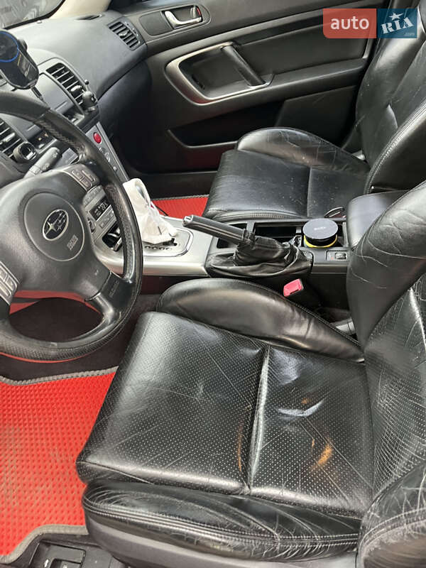 Седан Subaru Legacy 2005 в Днепре