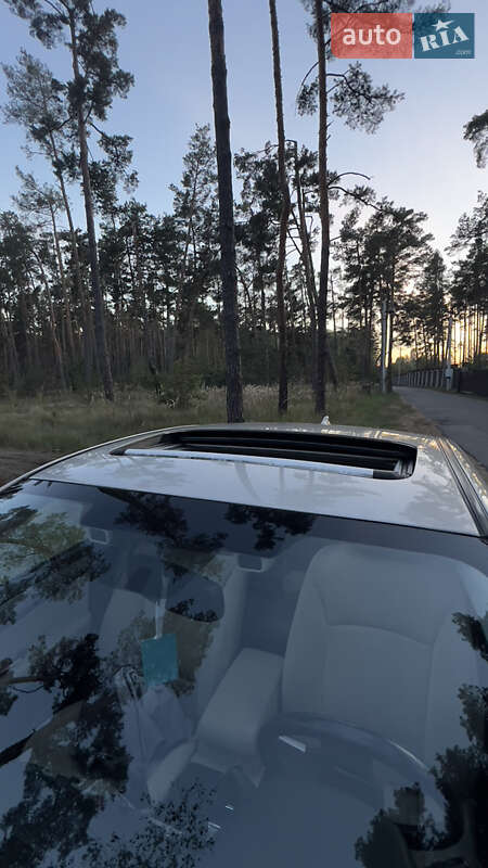 Седан Subaru Legacy 2016 в Киеве