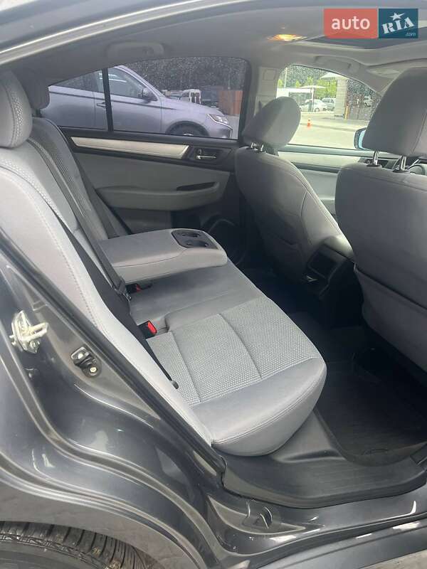 Седан Subaru Legacy 2018 в Хмельницком