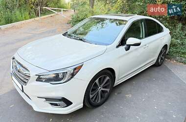 Седан Subaru Legacy 2019 в Киеве