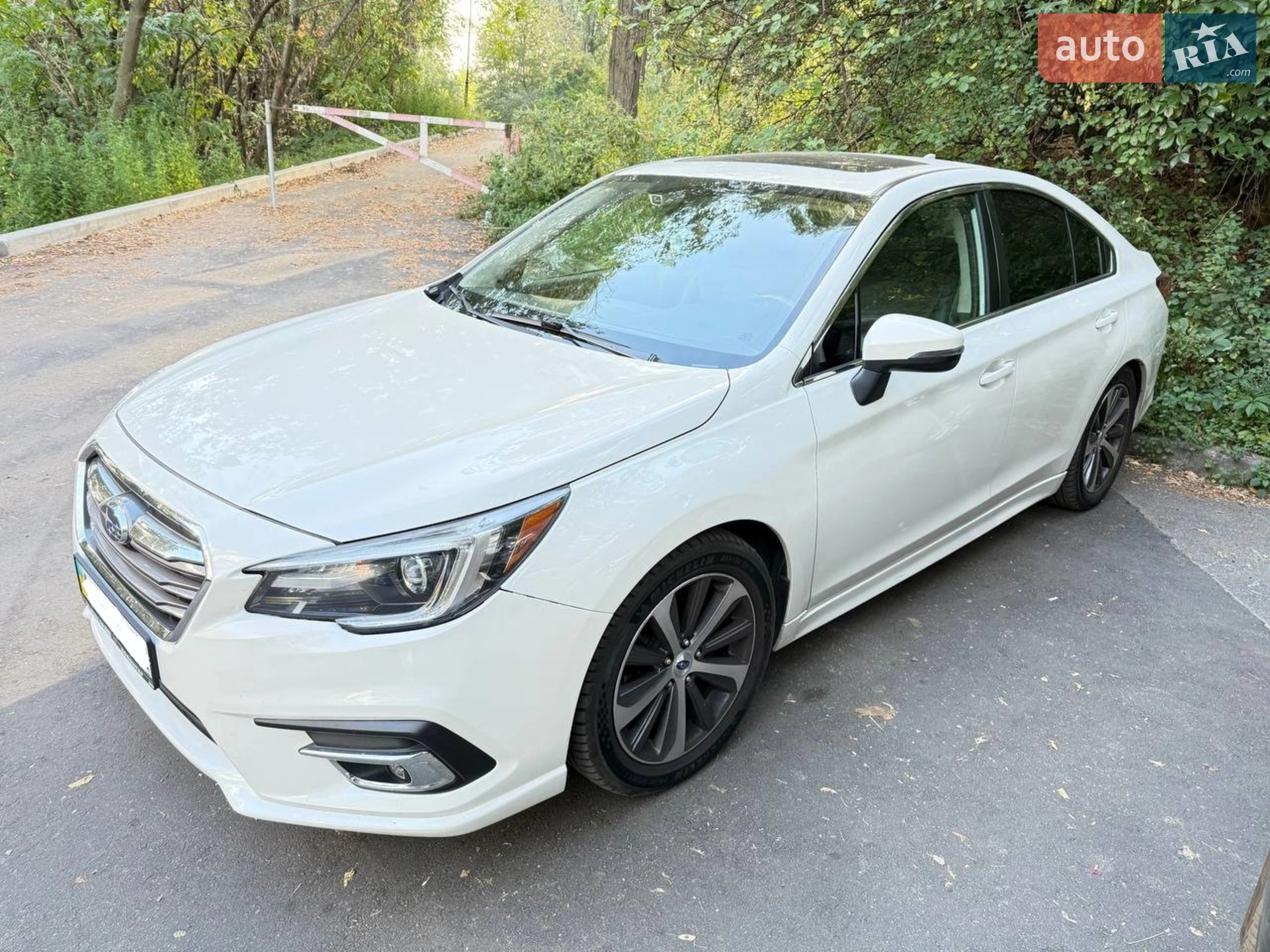 2019 Subaru Legacy - мініатюра 3