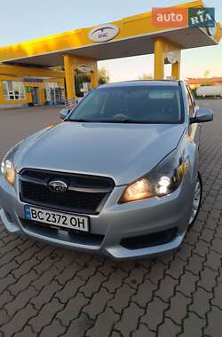 Седан Subaru Legacy 2014 в 