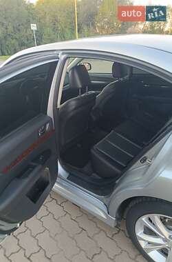 Седан Subaru Legacy 2014 в 