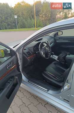 Седан Subaru Legacy 2014 в 