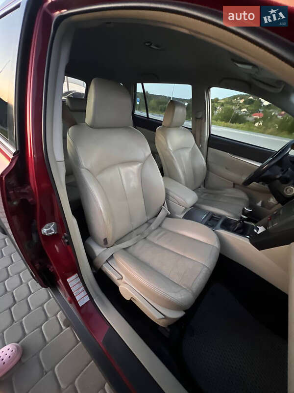 Универсал Subaru Legacy 2011 в Бережанах