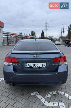Седан Subaru Legacy 2014 в 