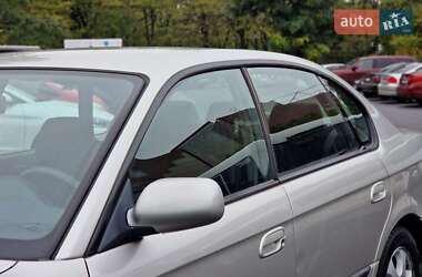 Седан Subaru Legacy 2000 в 