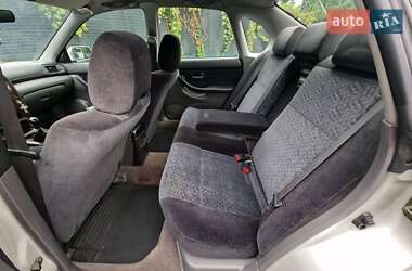 Седан Subaru Legacy 2000 в 
