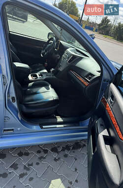 Седан Subaru Legacy 2011 в 