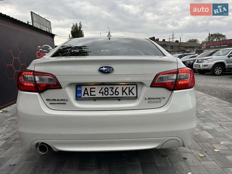 Седан Subaru Legacy 2016 в Днепре